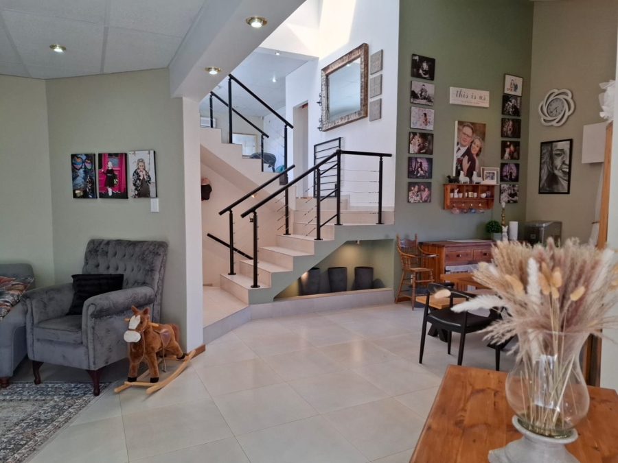 3 Bedroom Property for Sale in Pentagon Park Free State